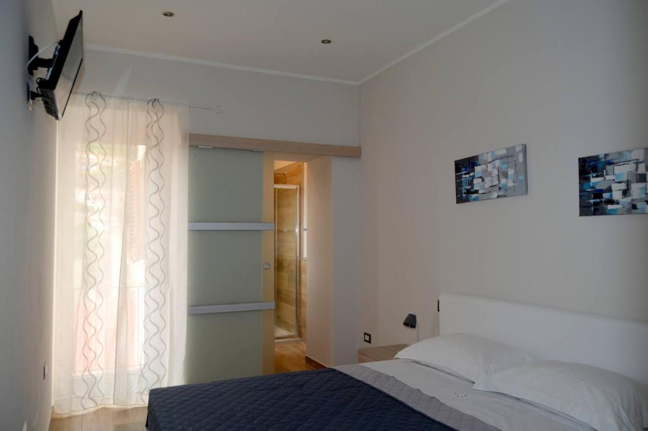 Bed and Breakfast Le Scalette Ла-Маддалена Экстерьер фото